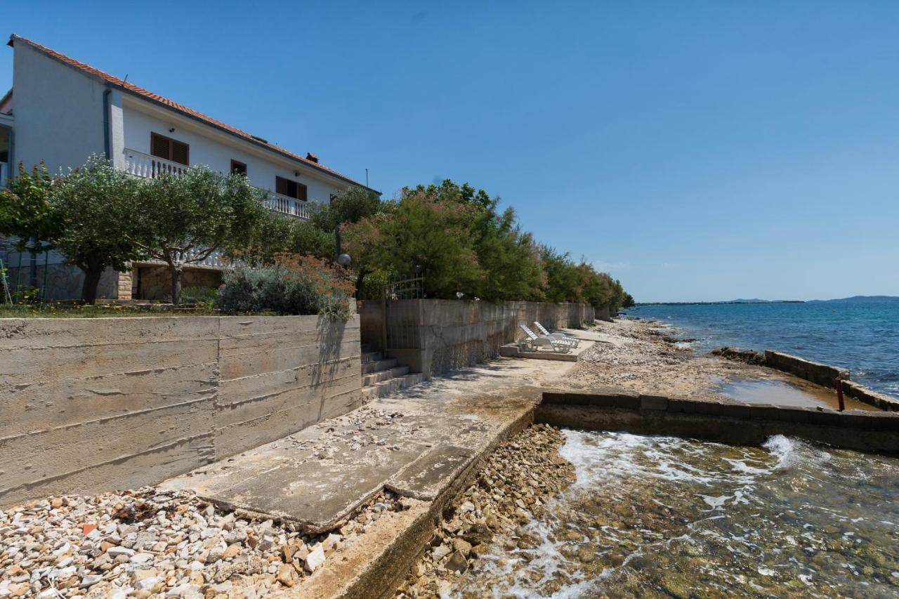 Family Friendly Seaside Apartments Kozino, Zadar - 5756 เพทรอซาเน ภายนอก รูปภาพ