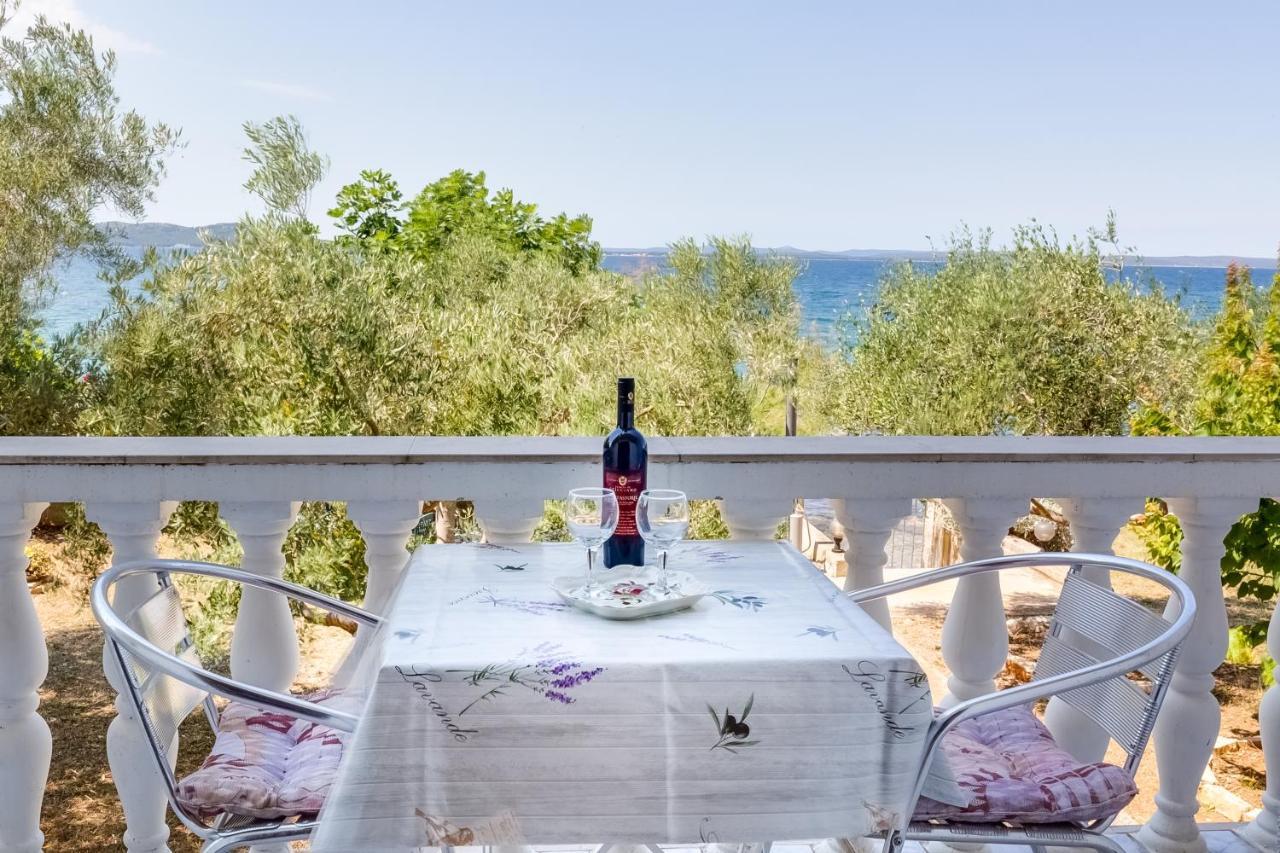 Family Friendly Seaside Apartments Kozino, Zadar - 5756 เพทรอซาเน ภายนอก รูปภาพ