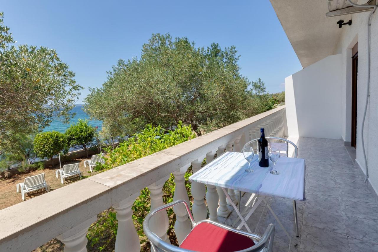 Family Friendly Seaside Apartments Kozino, Zadar - 5756 เพทรอซาเน ภายนอก รูปภาพ
