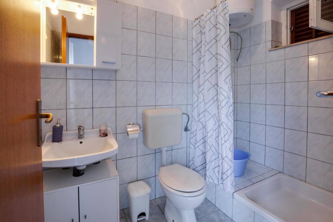 Family Friendly Seaside Apartments Kozino, Zadar - 5756 เพทรอซาเน ภายนอก รูปภาพ